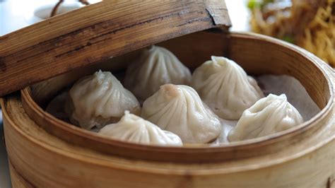  Suihua Xiao Long Bao: Czy Odkryjesz Wewnątrz Delikatne Mięso I Niesamowitą Zupę?